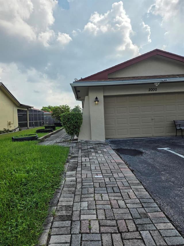 2000 NW 70TH Lane, Margate FL 33063 - Margate, FL - Photo 3