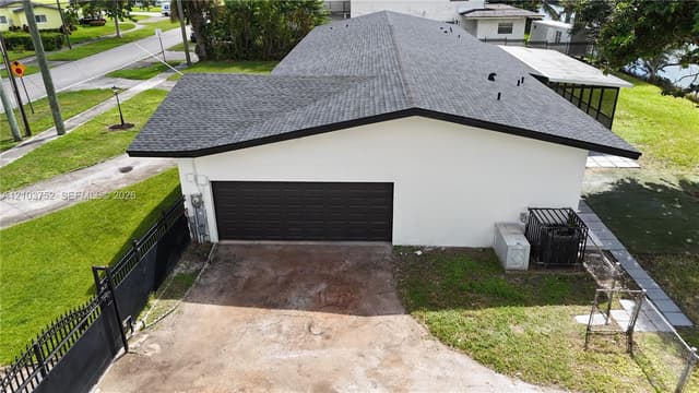 9120 Little River Dr, Miami FL 33147 - Miami, FL - Photo 2