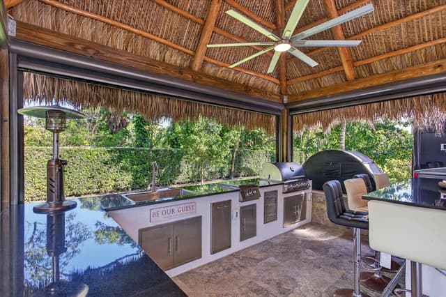 157 N Cortez Drive, Margate FL 33068 - Margate, FL - Photo 4