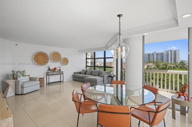 1000 W Island Blvd # 504, Aventura FL 33160 - Aventura, FL - Photo 5