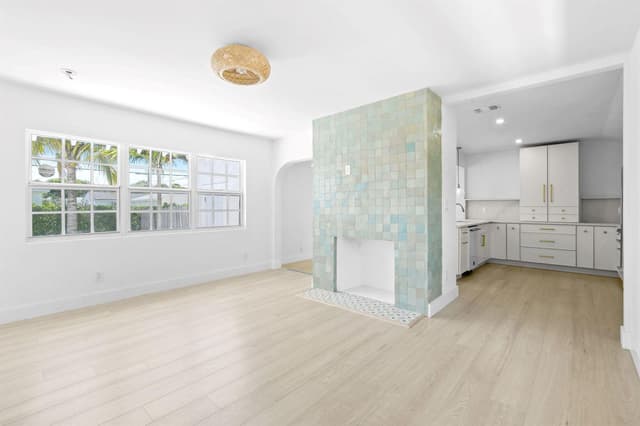 1201 N Ocean Breeze, FL 33460 - Photo 4