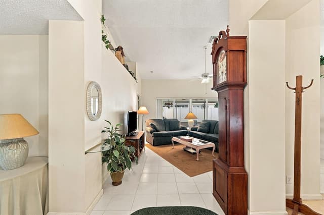 3705 BEACHWOOD Drive, Delray Beach FL 33445 - Delray Beach, FL - Photo 5