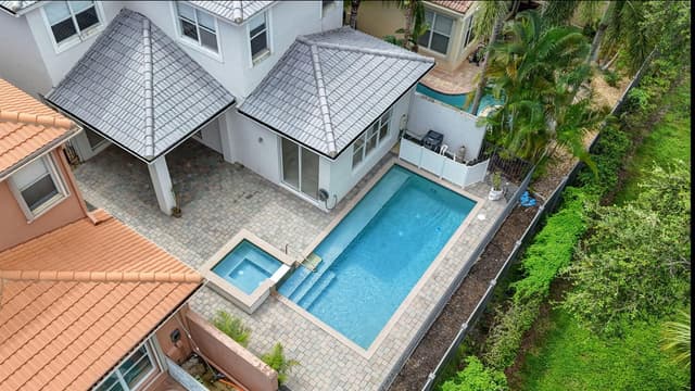 207 ISLE VERDE Way, Palm Beach Gardens FL 33418 - Palm Beach Gardens, FL - Photo 4