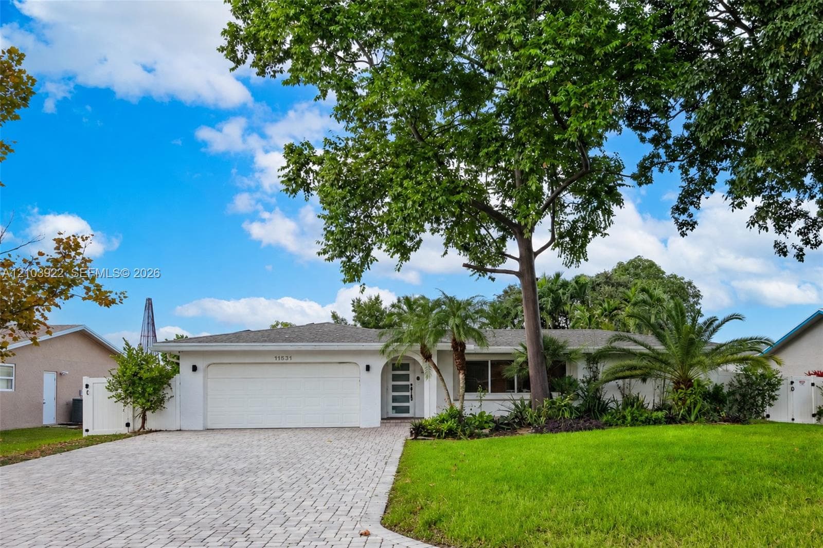 11531 NW 27th Ct, Plantation FL 33323