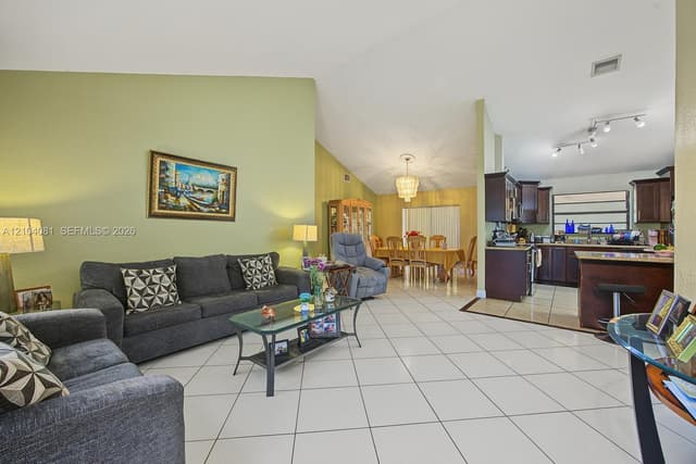 28702 SW 163rd Ct, Homestead FL 33033 - Homestead, FL - Photo 3