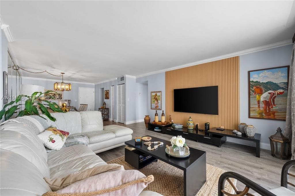 1849 S Ocean Dr # 1112, Hallandale Beach FL 33009 - Hallandale Beach, FL - Photo 1