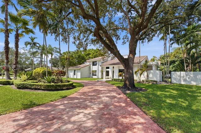 9361 SW 103rd St, Miami FL 33176 - Miami, FL - Photo 3
