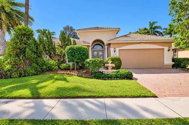 6946 MILANI Street, Lake Worth FL 33467 - Lake Worth, FL - Photo 2