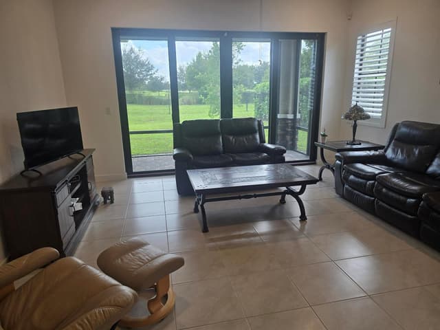 19562 Weathervane Way, Loxahatchee FL 33470 - Loxahatchee, FL - Photo 2