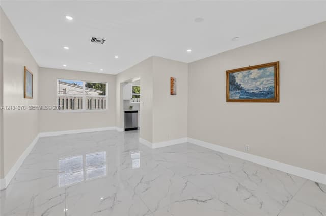 1000 SE 2nd Ave, Deerfield Beach FL 33441 - Deerfield Beach, FL - Photo 6
