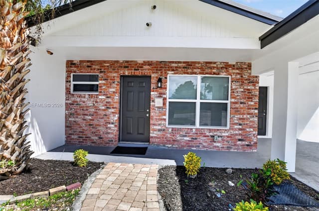 1000 SE 2nd Ave, Deerfield Beach FL 33441 - Deerfield Beach, FL - Photo 3