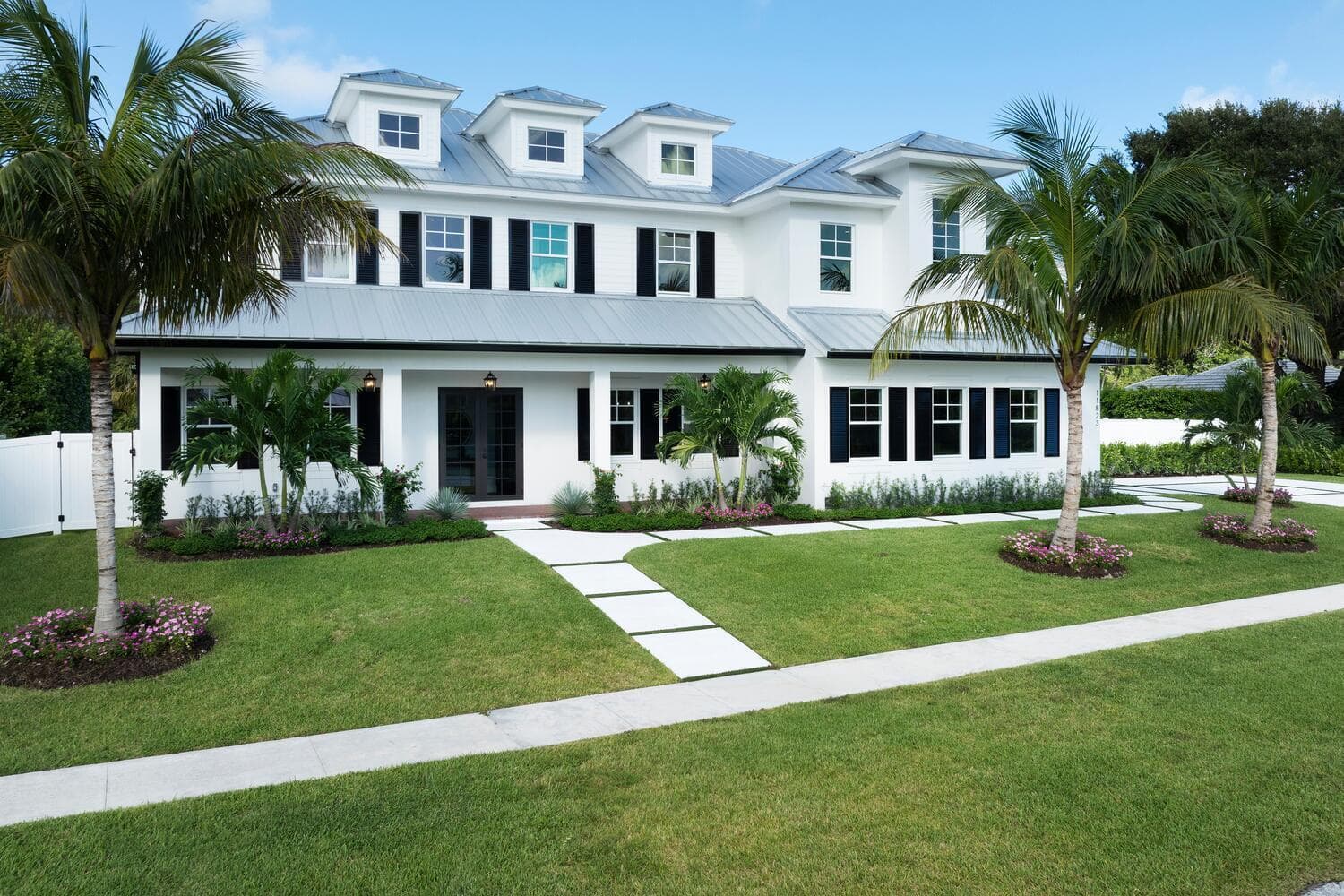 11823 LAKE SHORE Place, North Palm Beach FL 33408
