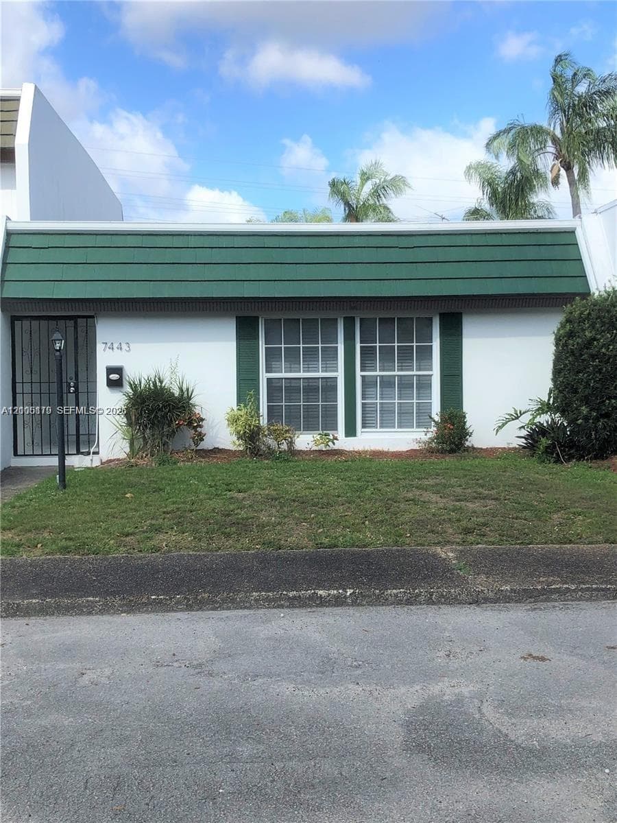 7443 Twin Sabal Dr, Miami Lakes FL 33014 - Miami Lakes, FL - Photo 1