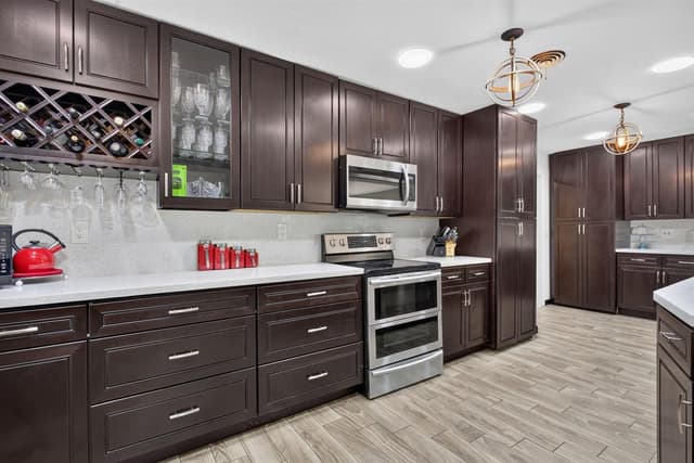 291 SW 60TH Avenue, Plantation FL 33317 - Plantation, FL - Photo 5