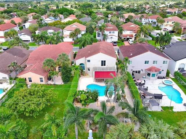 15612 SW 16th Ct, Pembroke Pines FL 33027 - Pembroke Pines, FL - Photo 3