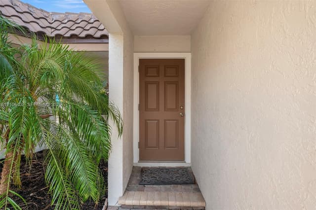 1222 Hillsboro Mile # 24, Hillsboro Beach FL 33062 - Hillsboro Beach, FL - Photo 4