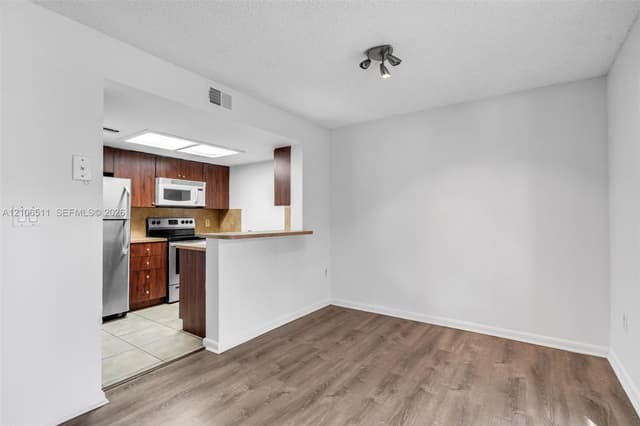 3229 Coral Lake Dr # 3229, Coral Springs FL 33065 - Coral Springs, FL - Photo 7