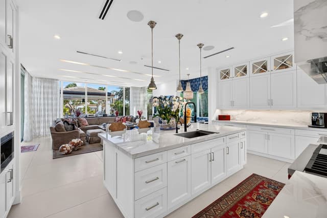650 ISLE OF PALMS Drive, Fort Lauderdale FL 33301 - Fort Lauderdale, FL - Photo 5
