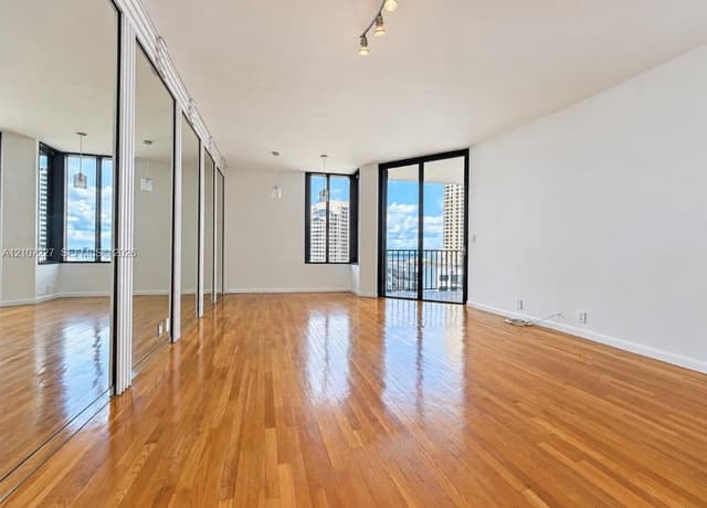 520 Brickell Key Dr # A2012, Miami FL 33131 - Miami, FL - Photo 3