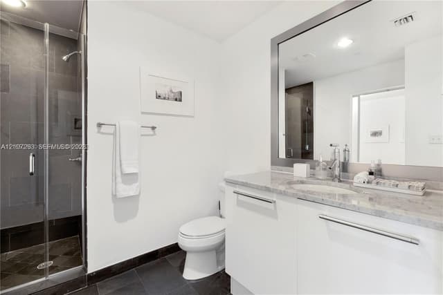 900 Biscayne Blvd # 4010, Miami FL 33132 - Miami, FL - Photo 7