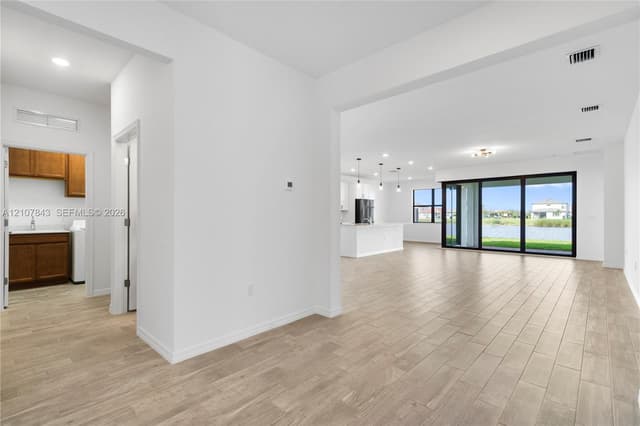 4949 Blistering Way, Lake Worth FL 33467 - Lake Worth, FL - Photo 4