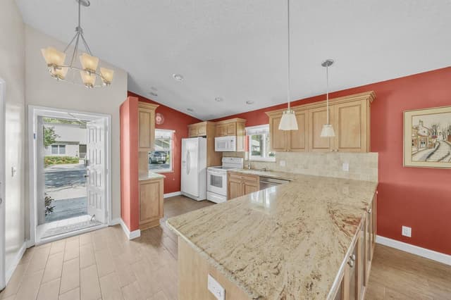 8918 Windtree Street, Boca Raton FL 33496 - Boca Raton, FL - Photo 3